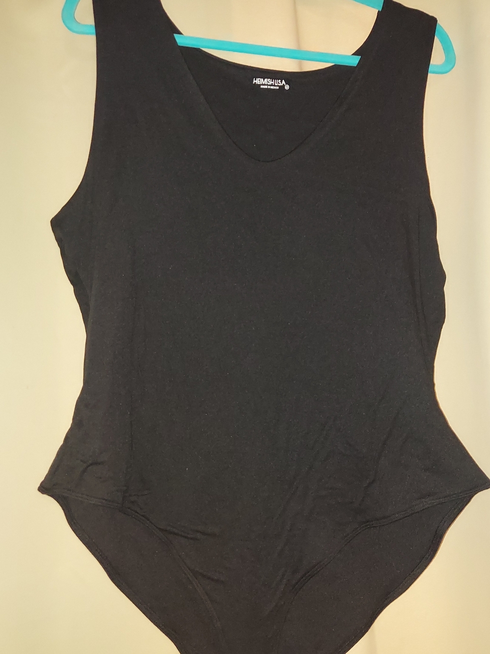 HEIMISH USA Black Scoop Neck Sleeveless Bodysuit